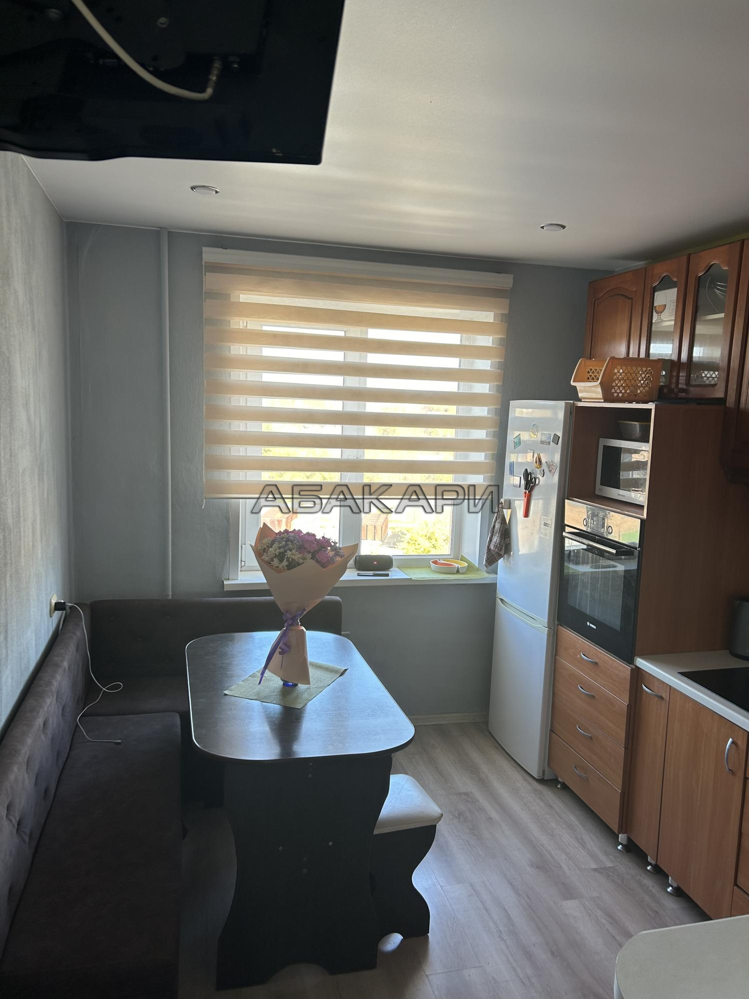 4-комнатная улица Гусарова, 30  за 42000 руб/мес фото 1