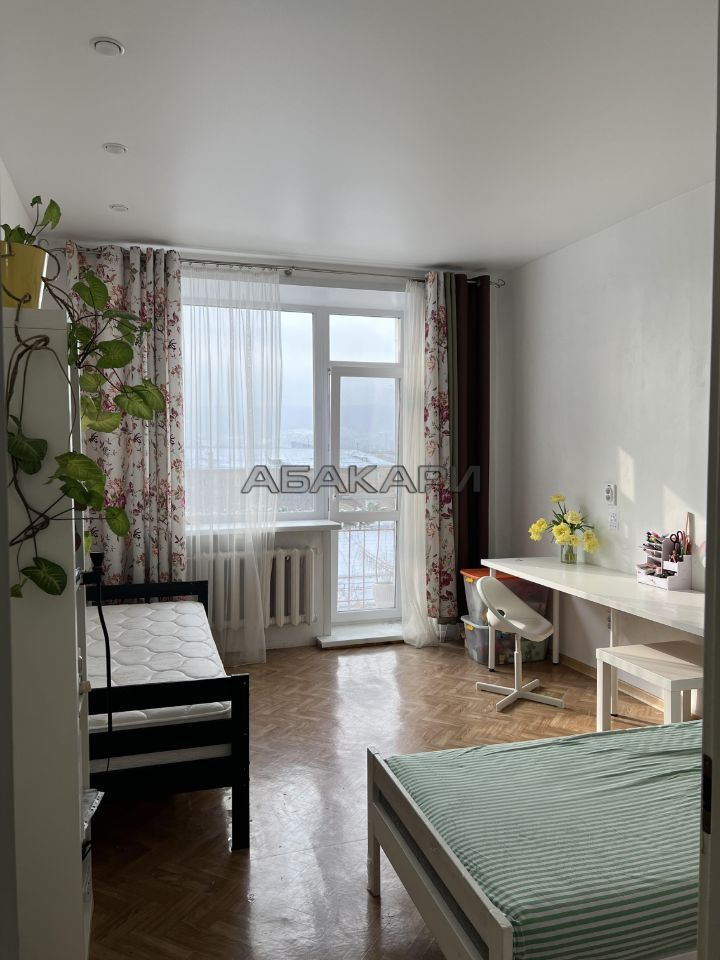 3-комнатная улица Урицкого, 51  за 64000 руб/мес фото 4