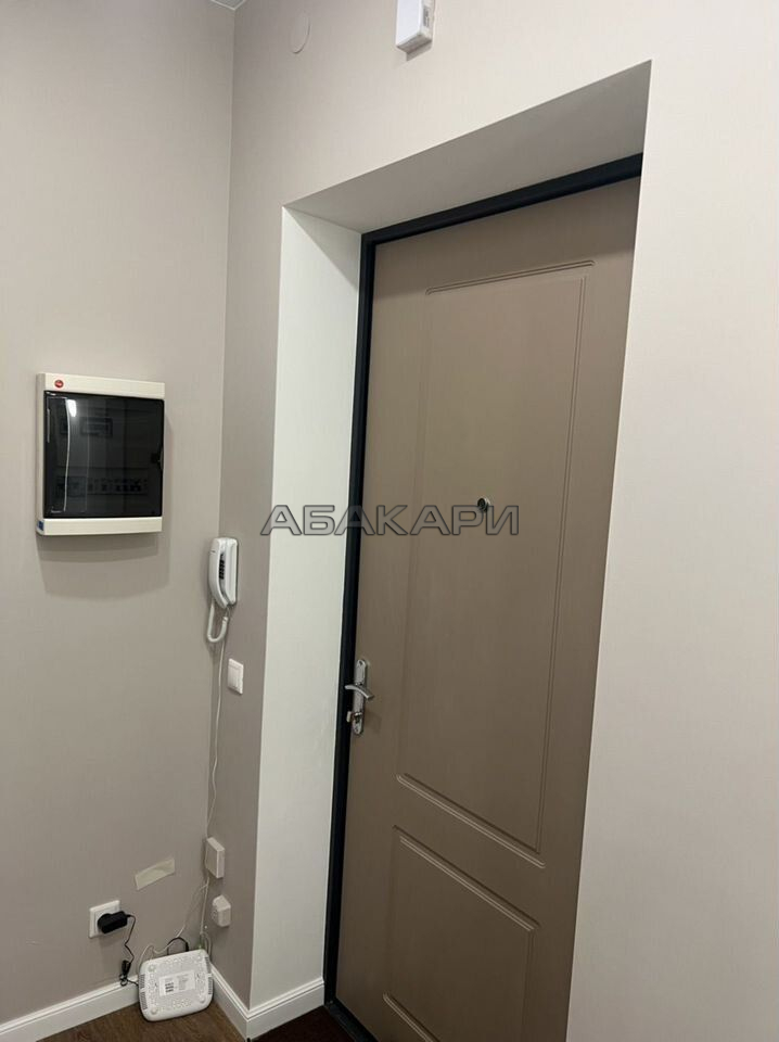2-комнатная Октябрьская улица, 16  за 80000 руб/мес фото 6
