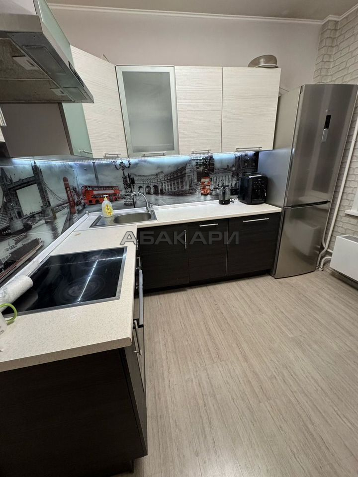 2-комнатная улица Воронова, 20  за 40000 руб/мес фото 1