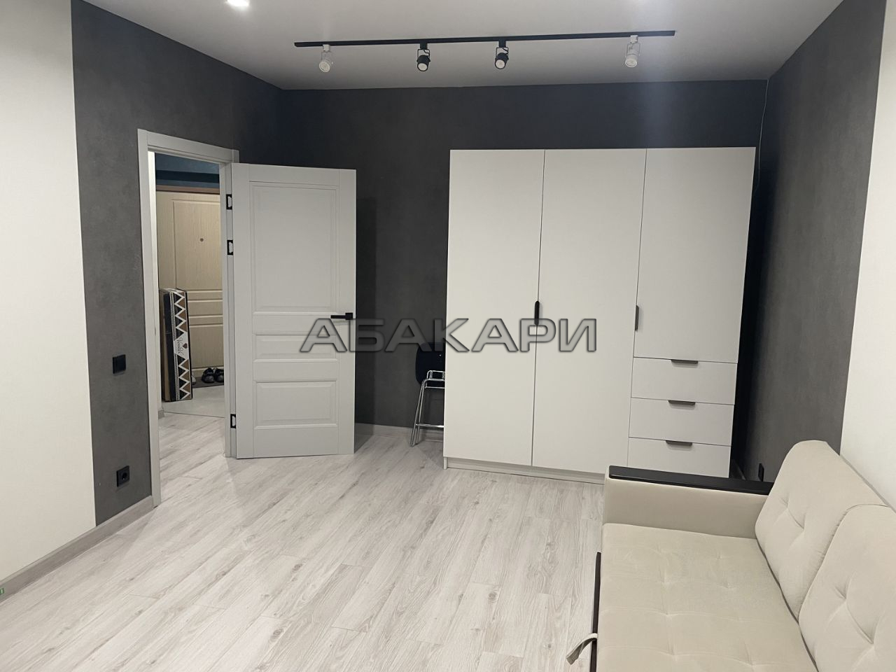1-комнатная Капитанская улица, 14  за 35000 руб/мес фото 8
