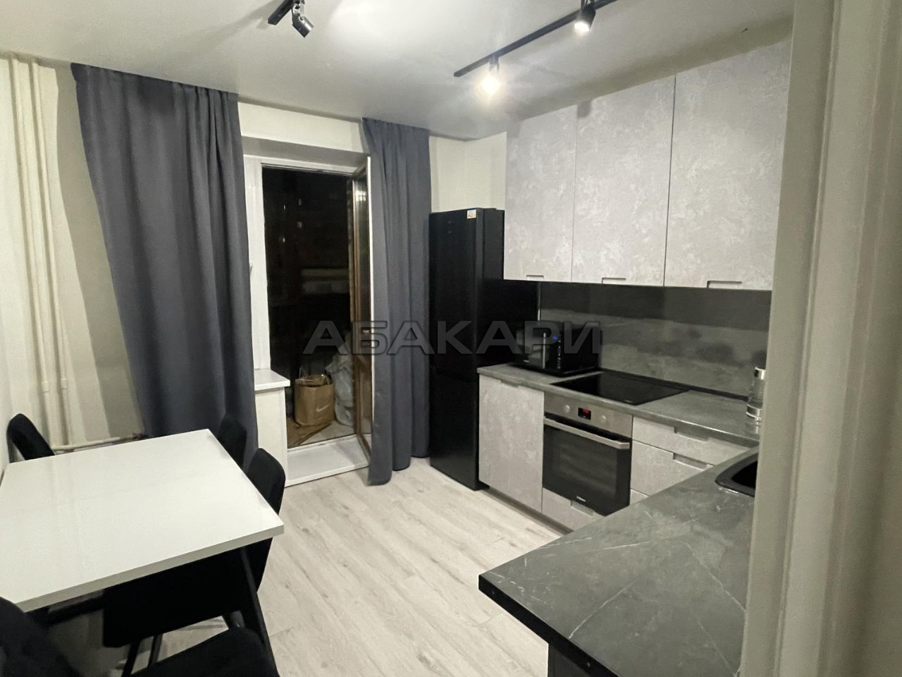 1-комнатная Капитанская улица, 14  за 35000 руб/мес фото 1