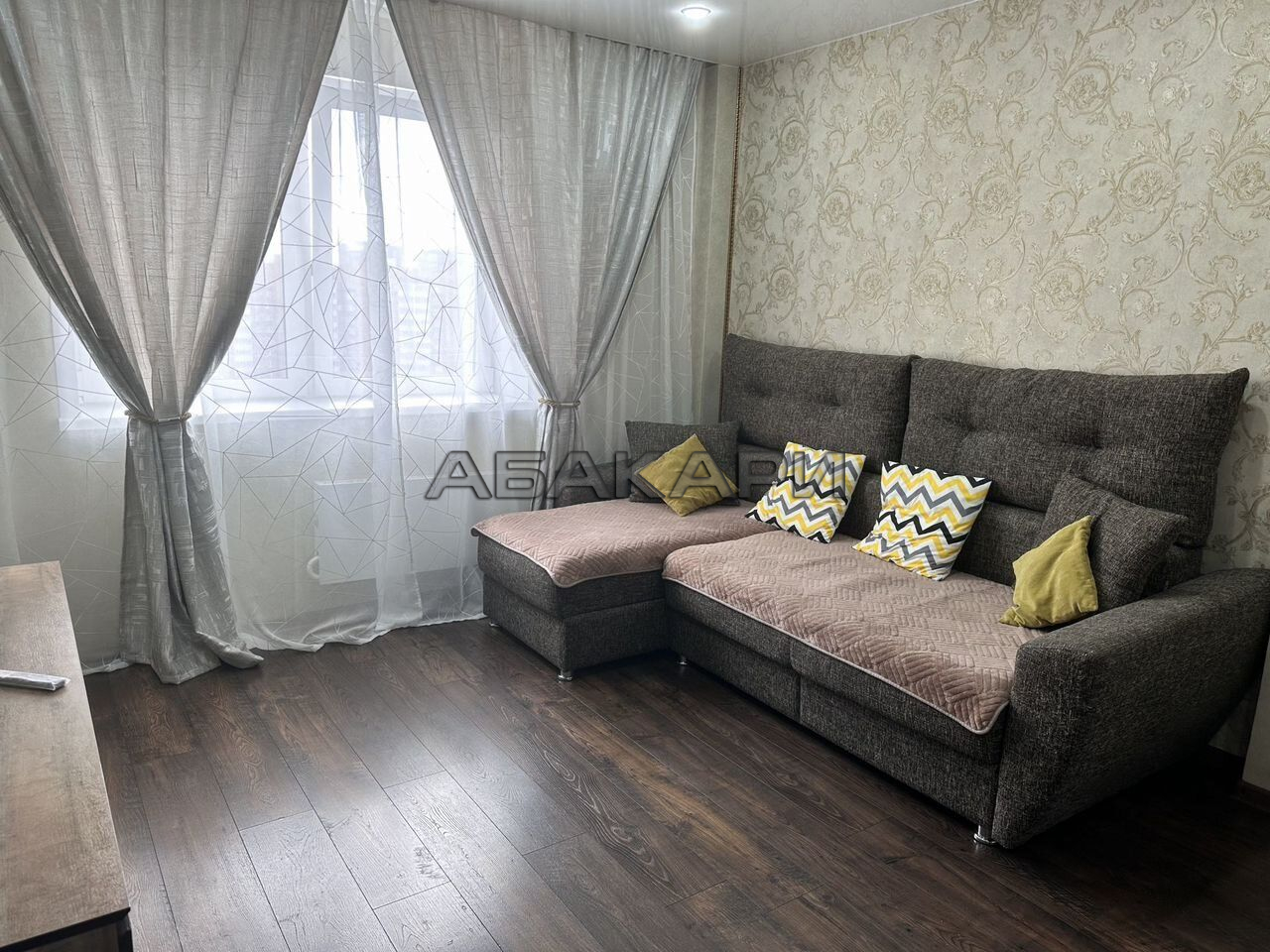 1-комнатная улица Алексеева, 17  за 40000 руб/мес фото 1