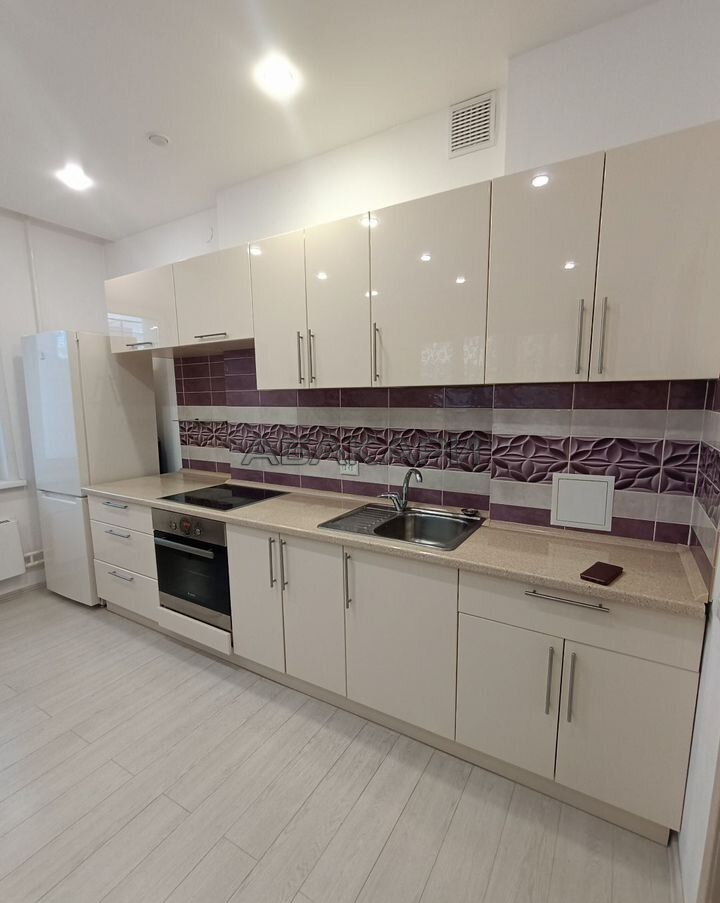 2-комнатная Ярыгинская набережная, 15  за 35000 руб/мес фото 1