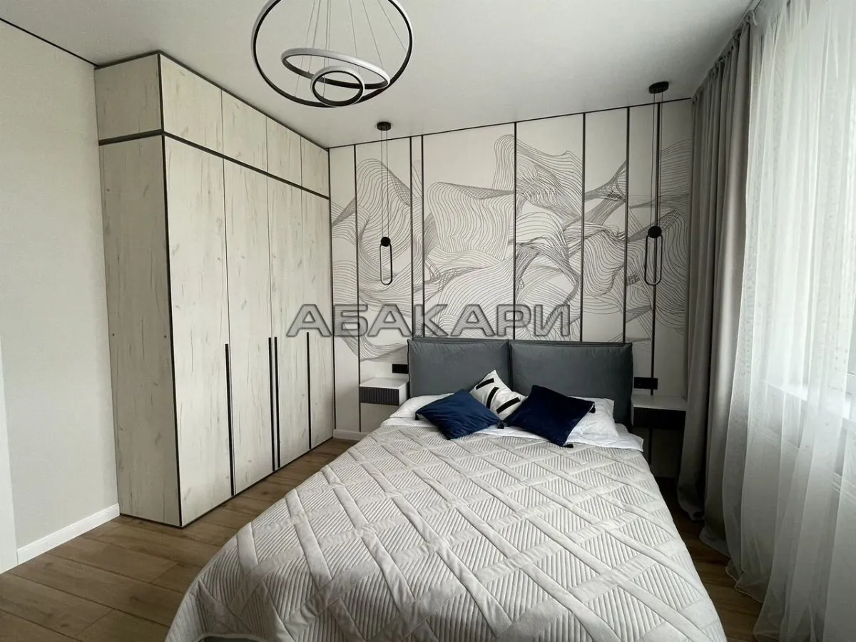 1-комнатная улица Авиаторов, 43  за 50000 руб/мес фото 6