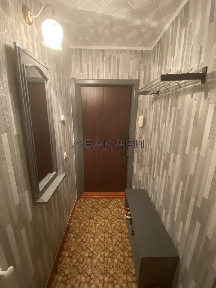 2-комнатная улица Комарова, 7  за 30000 руб/мес фото 4