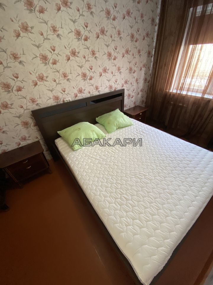 2-комнатная улица Комарова, 7  за 30000 руб/мес фото 9