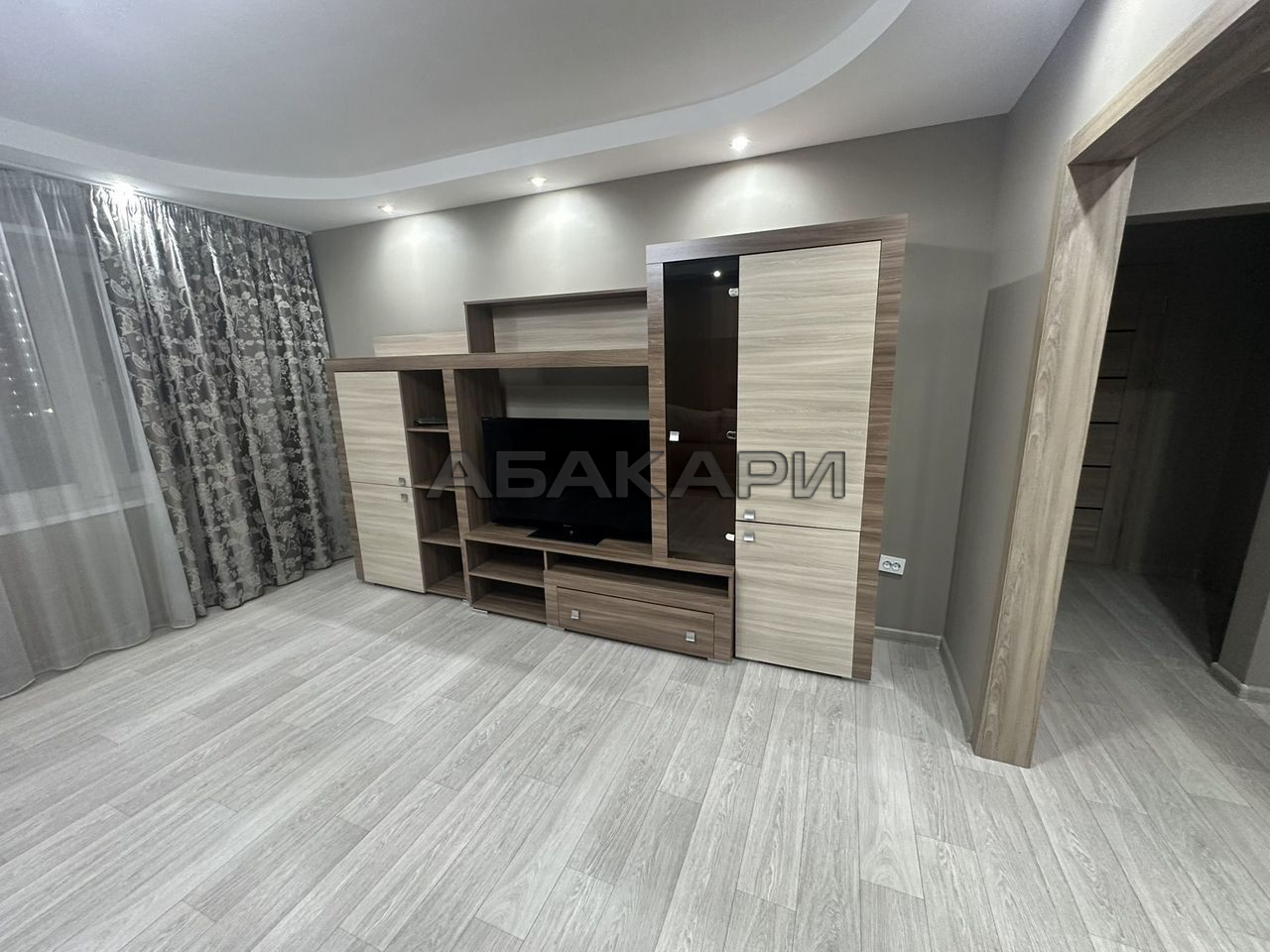 2-комнатная улица Алексеева, 22  за 42500 руб/мес фото 4
