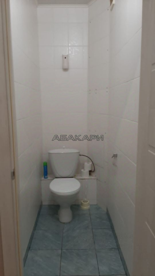 1-комнатная улица Авиаторов, 23  за 35000 руб/мес фото 4