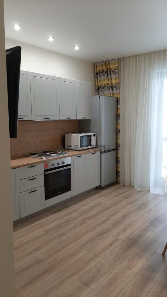 1-комнатная улица Авиаторов, 23  за 35000 руб/мес фото 10