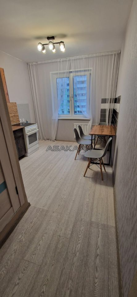 2-комнатная улица Урванцева, 13  за 40000 руб/мес фото 2