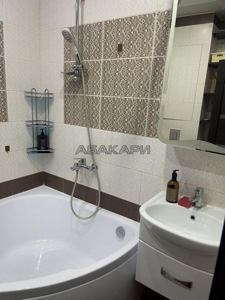 2-комнатная улица Урванцева, 10  за 40000 руб/мес фото 5