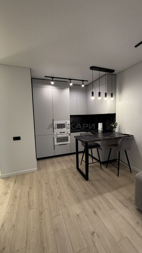 2-комнатная улица Алексеева, 34  за 50000 руб/мес фото 2