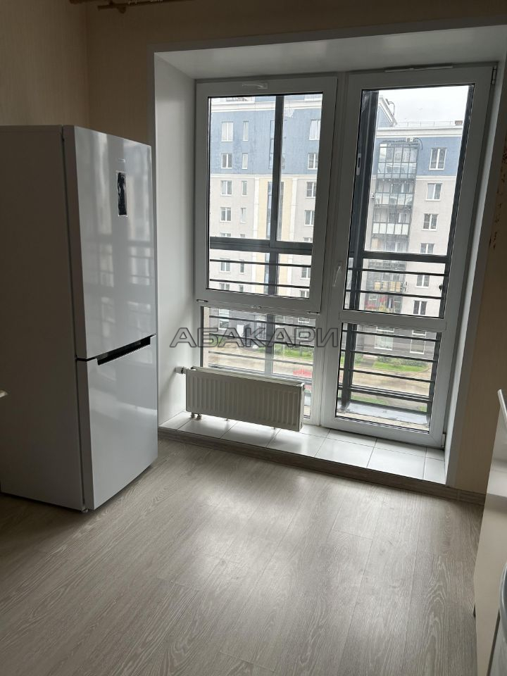 1-комнатная улица Петра Ломако, 2  за 31000 руб/мес фото 7