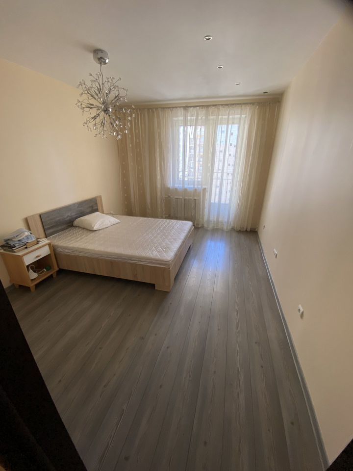 2-комнатная улица Авиаторов, 25  за 50000 руб/мес фото 1