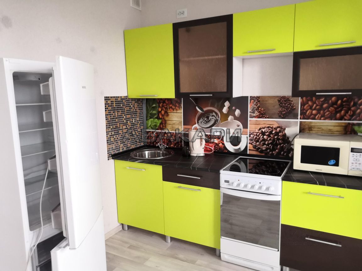 1-комнатная улица Бограда, 113  за 45000 руб/мес фото 1
