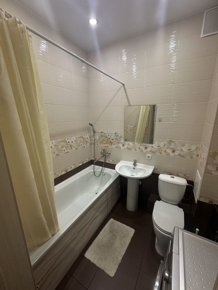 2-комнатная Линейная улица, 122  за 39000 руб/мес фото 8