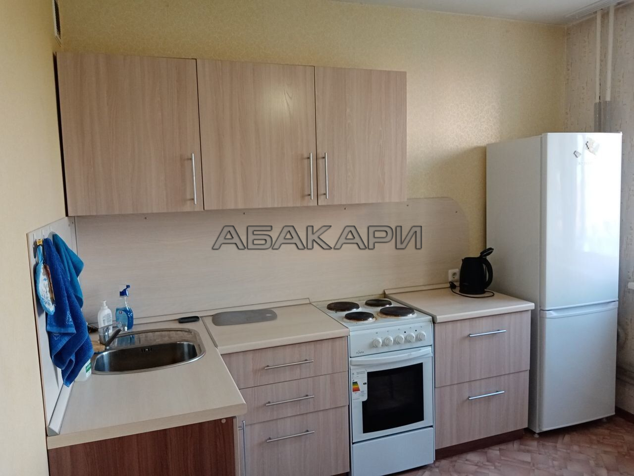 3-комнатная Абытаевская улица, 8  за 43000 руб/мес фото 1