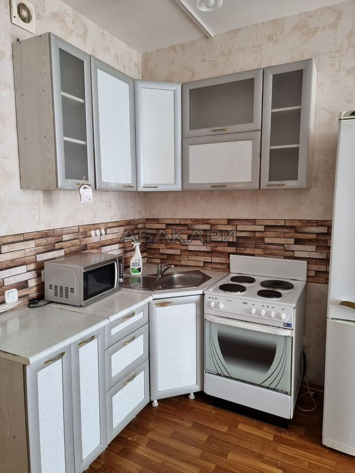 студия улица Карамзина, 14  за 25000 руб/мес фото 2