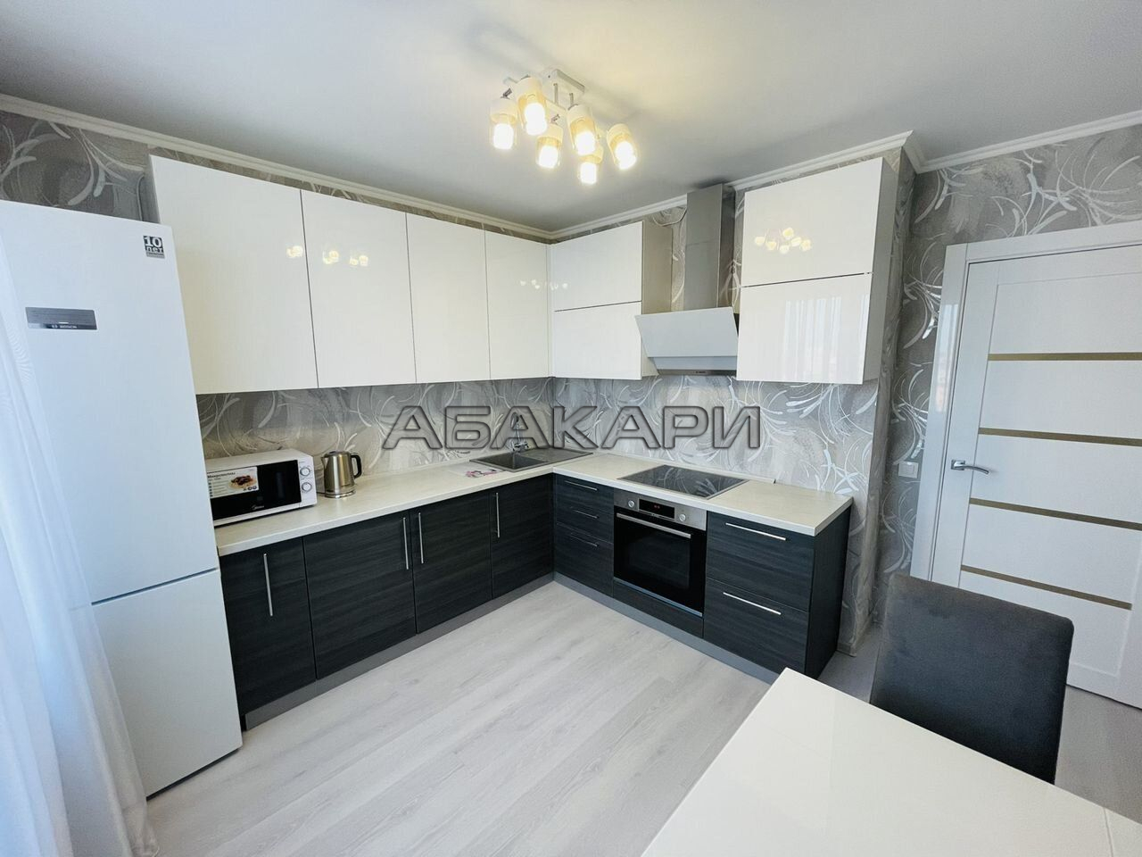 2-комнатная Новосибирская улица, 1  за 68000 руб/мес фото 5
