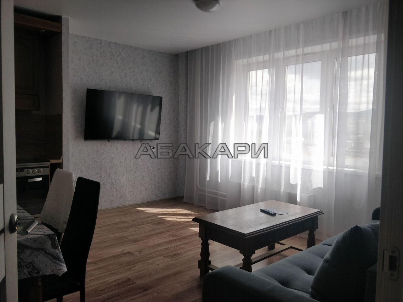 3-комнатная улица Дубровинского, 110Г  за 44000 руб/мес фото 4