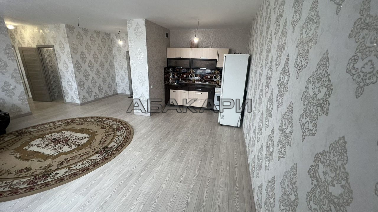 3-комнатная улица Авиаторов, 43  за 45000 руб/мес фото 1