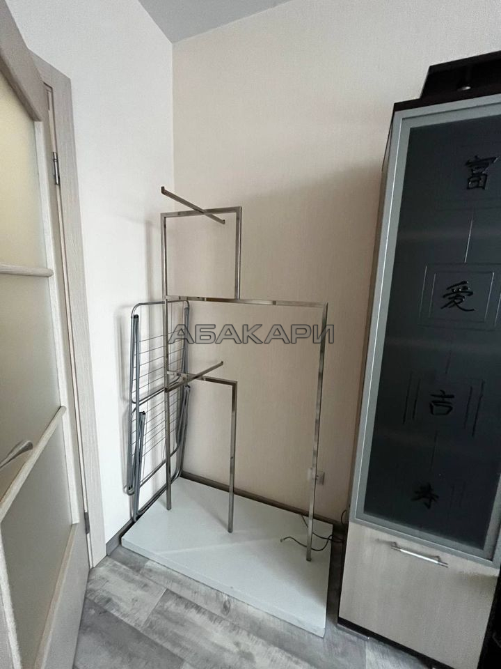 1-комнатная Апрельская улица, 7  за 28000 руб/мес фото 12