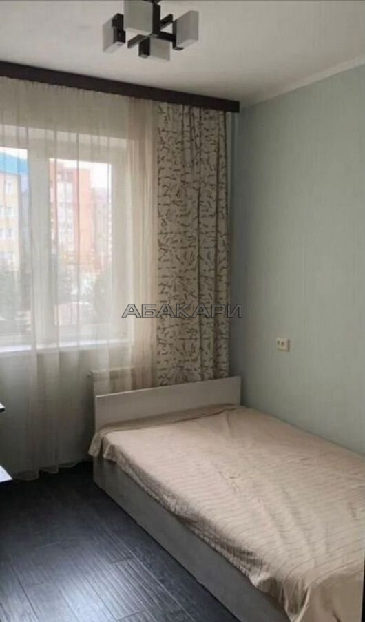 3-комнатная улица Весны, 3  за 50000 руб/мес фото 4