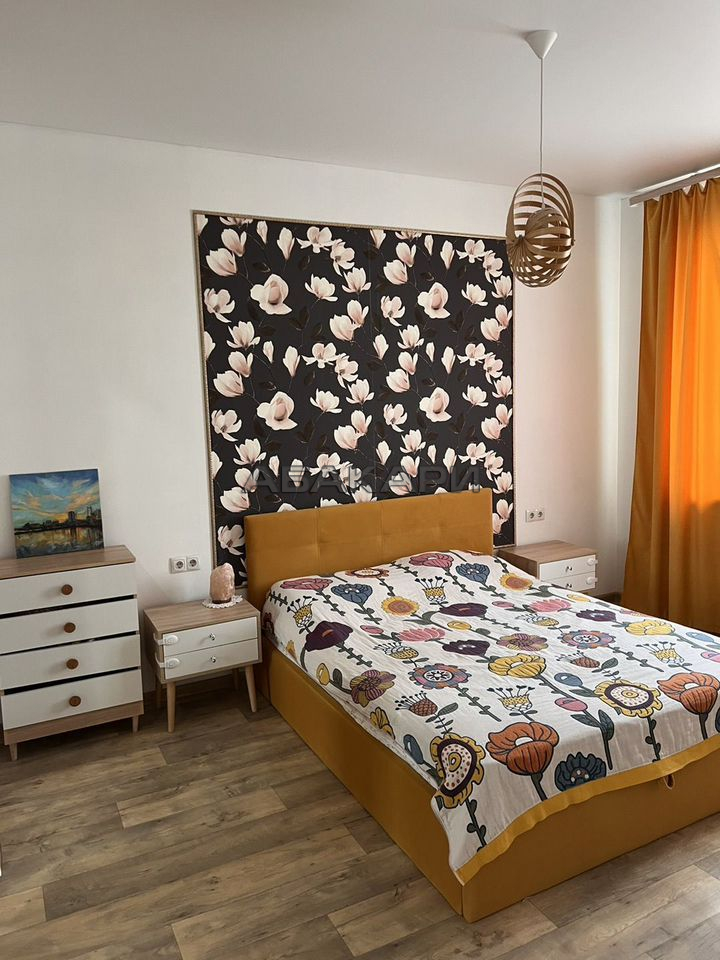 3-комнатная улица Бограда, 95  за 50000 руб/мес фото 8