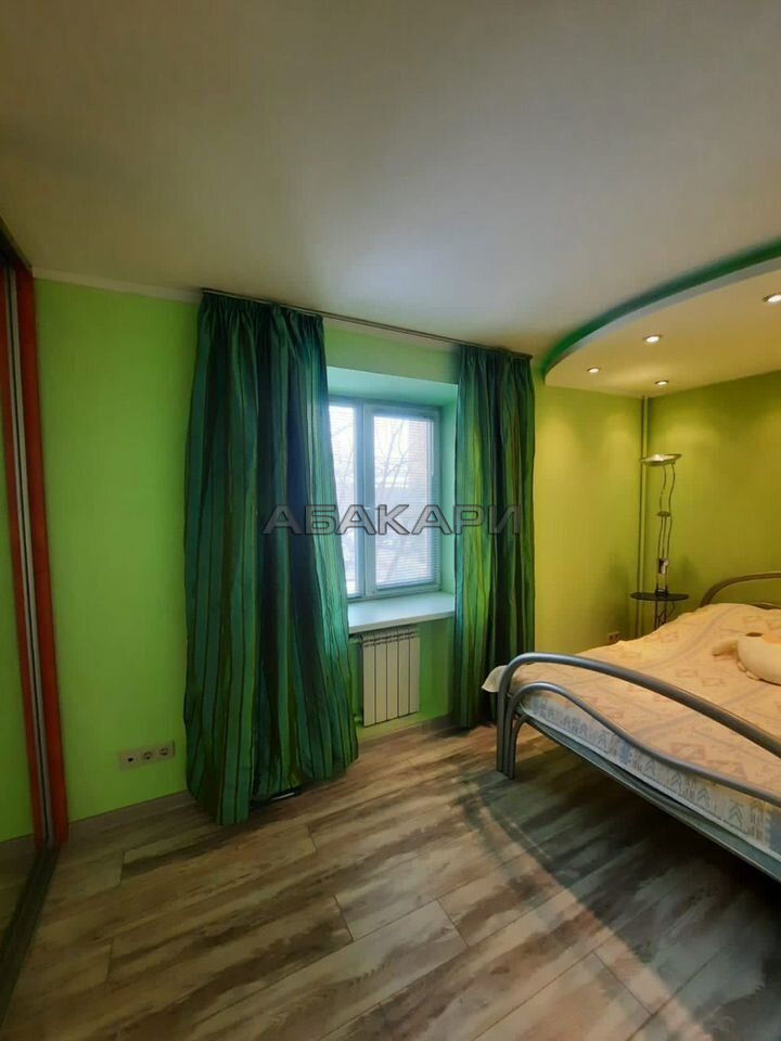 2-комнатная улица Урицкого, 41  за 39000 руб/мес фото 4
