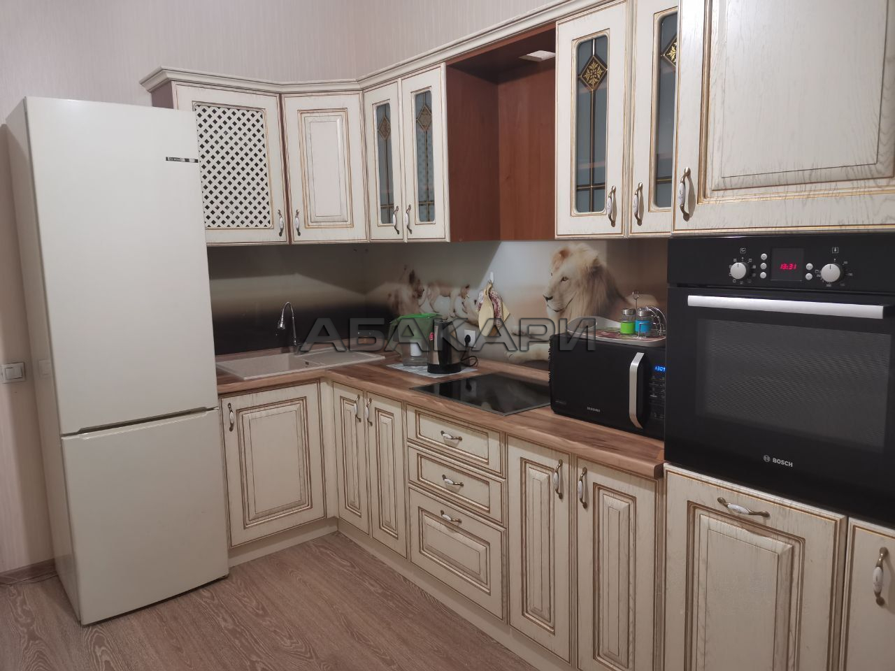 2-комнатная улица Петра Ломако, 2  за 40000 руб/мес фото 9