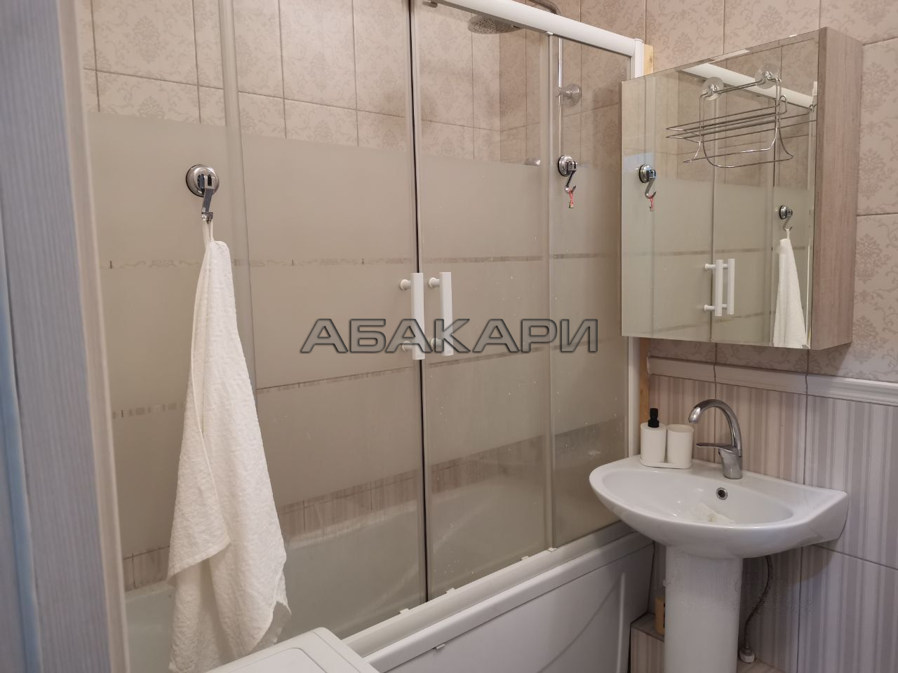 2-комнатная улица Петра Ломако, 2  за 40000 руб/мес фото 12