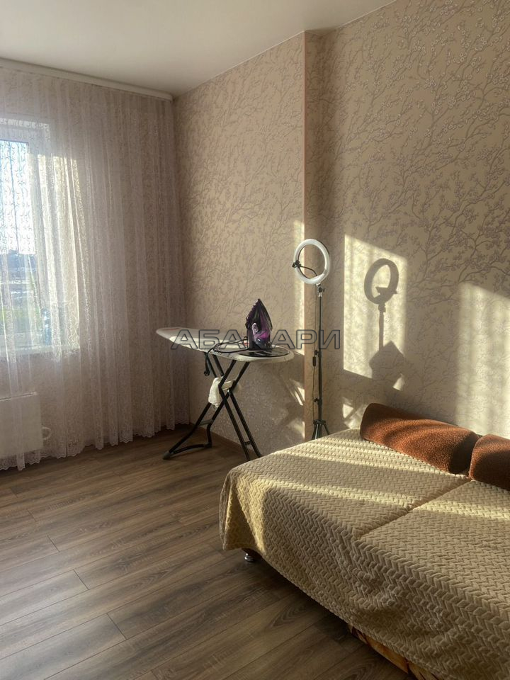 3-комнатная улица Алексеева, 46  за 58000 руб/мес фото 5