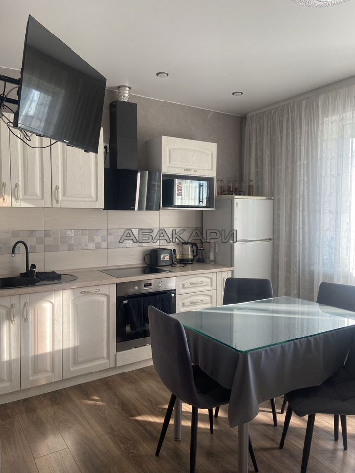 3-комнатная улица Алексеева, 46  за 58000 руб/мес фото 1