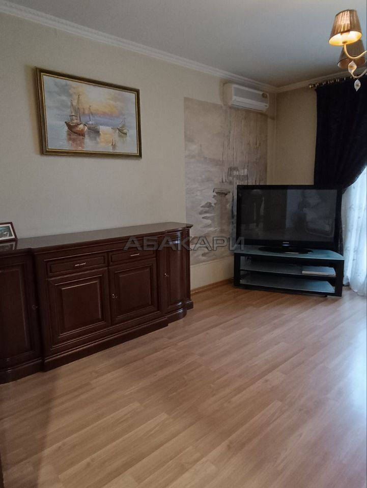 3-комнатная улица Весны, 2  за 50000 руб/мес фото 1