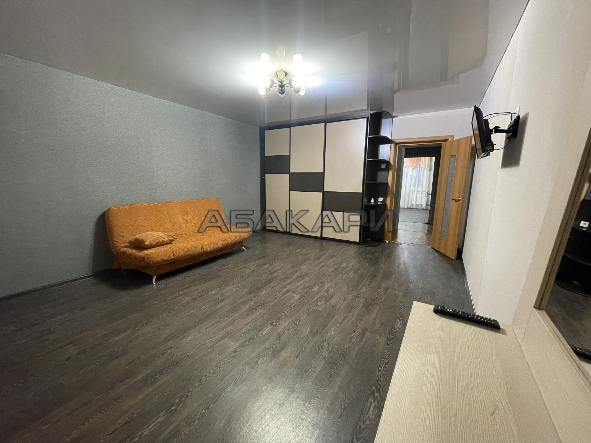 1-комнатная улица 9 Мая, 10  за 28000 руб/мес фото 2