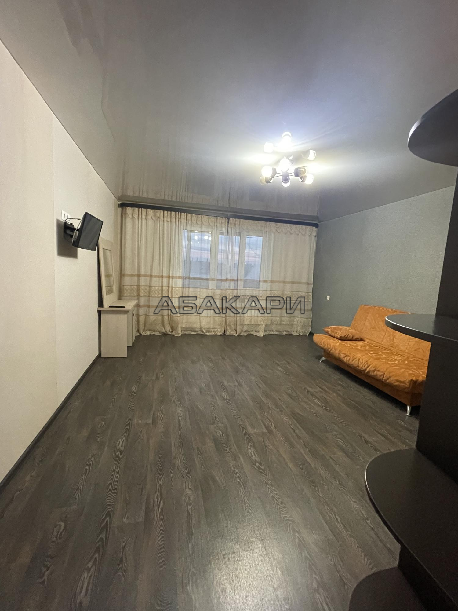 1-комнатная улица 9 Мая, 10  за 28000 руб/мес фото 4