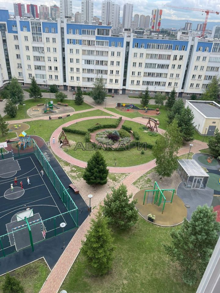 3-комнатная улица Петра Ломако, 14  за 85000 руб/мес фото 19