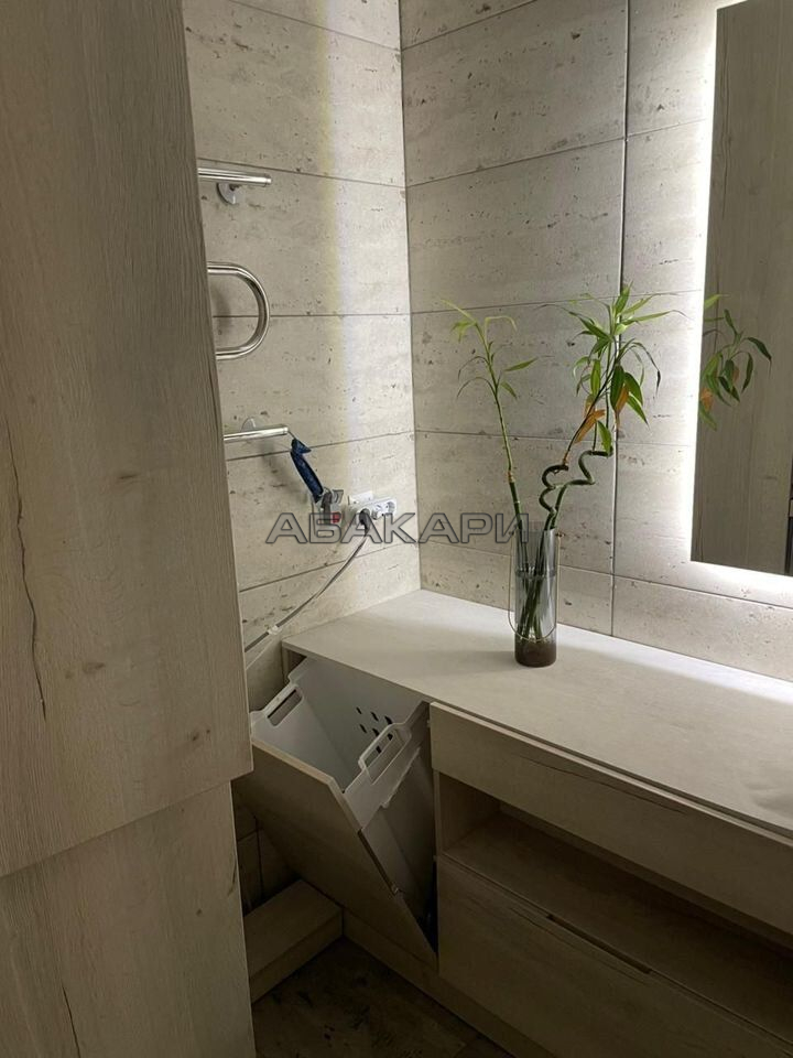 3-комнатная улица Петра Ломако, 14  за 85000 руб/мес фото 22