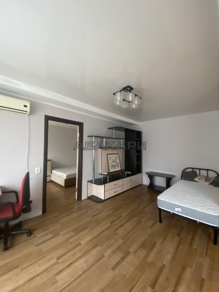 2-комнатная улица Республики, 43  за 45000 руб/мес фото 4