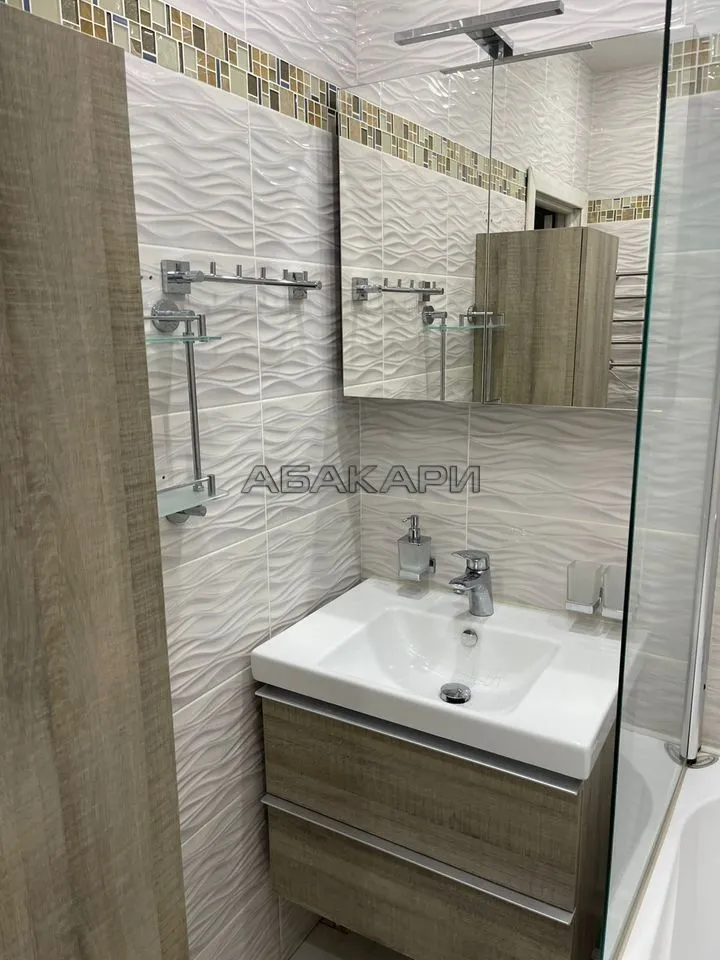 3-комнатная улица Алексеева, 39  за 60000 руб/мес фото 8