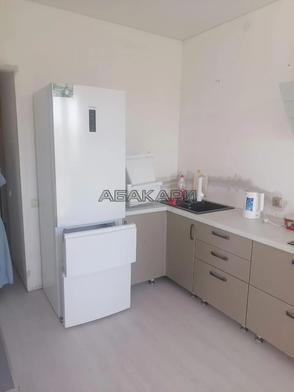 1-комнатная Апрельская улица, 1А  за 25000 руб/мес фото 1