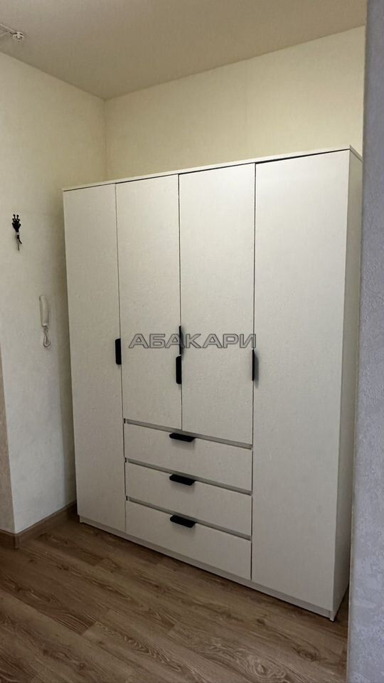 1-комнатная улица Республики, 33А  за 45000 руб/мес фото 3