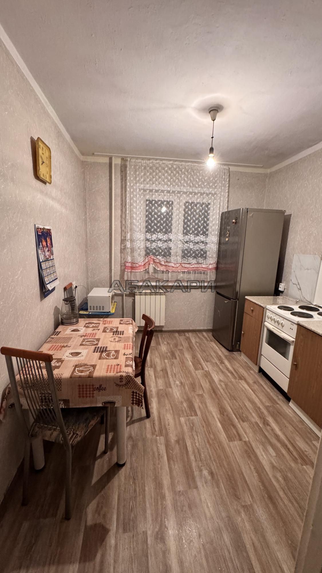 4-комнатная улица Республики, 42  за 49000 руб/мес фото 1