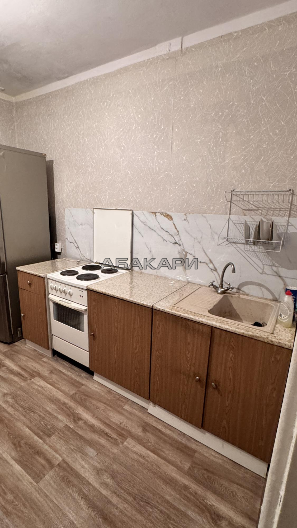 4-комнатная улица Республики, 42  за 49000 руб/мес фото 2