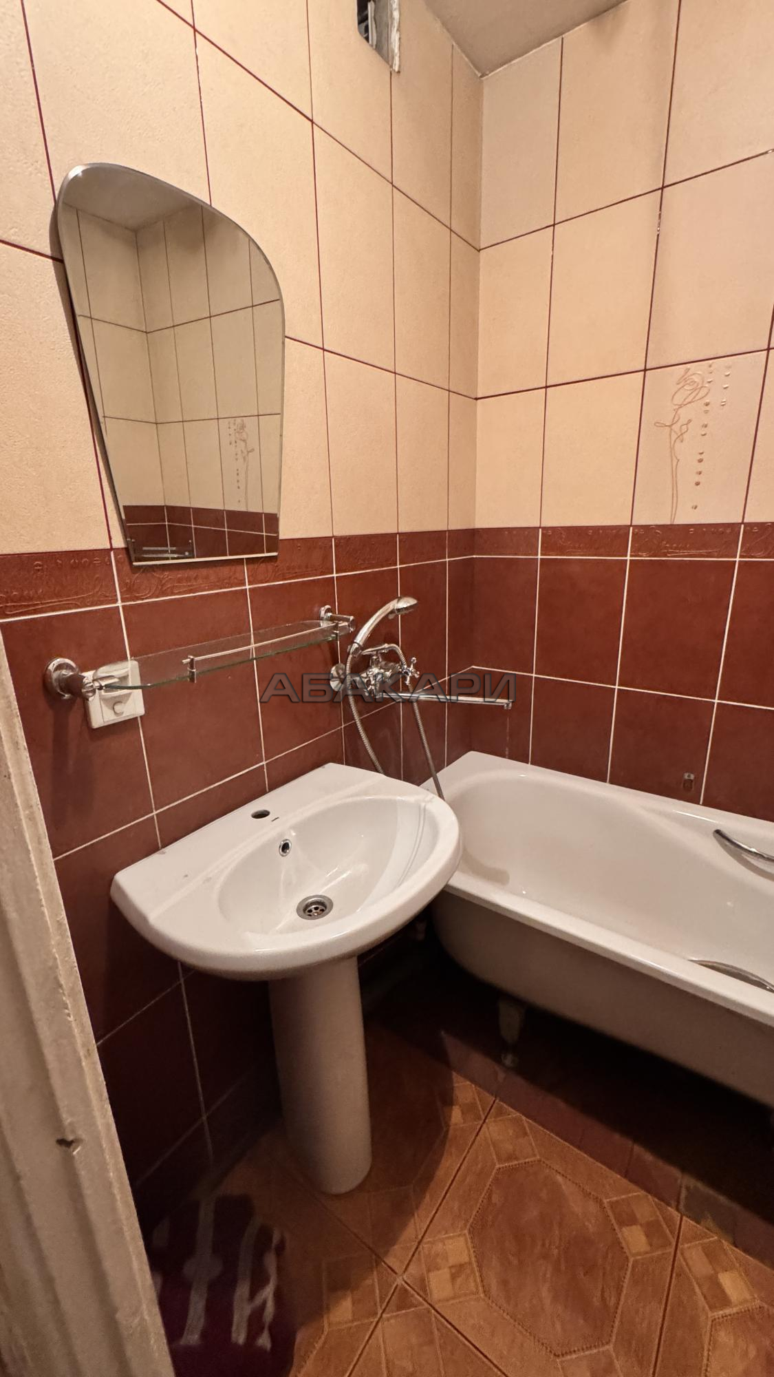 4-комнатная улица Республики, 42  за 49000 руб/мес фото 4