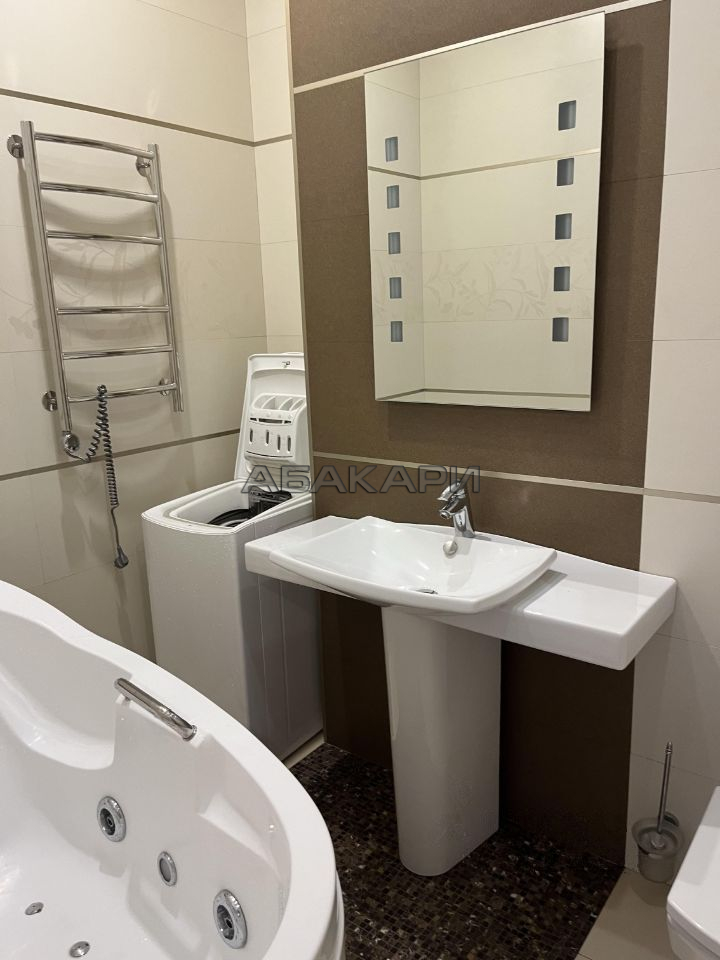 1-комнатная улица Авиаторов, 31  за 39000 руб/мес фото 8