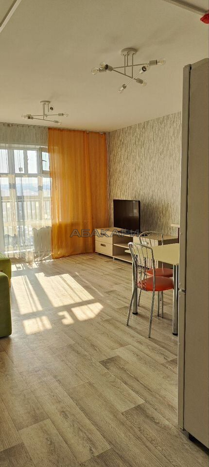 2-комнатная улица 60 лет Октября, 86  за 33500 руб/мес фото 2