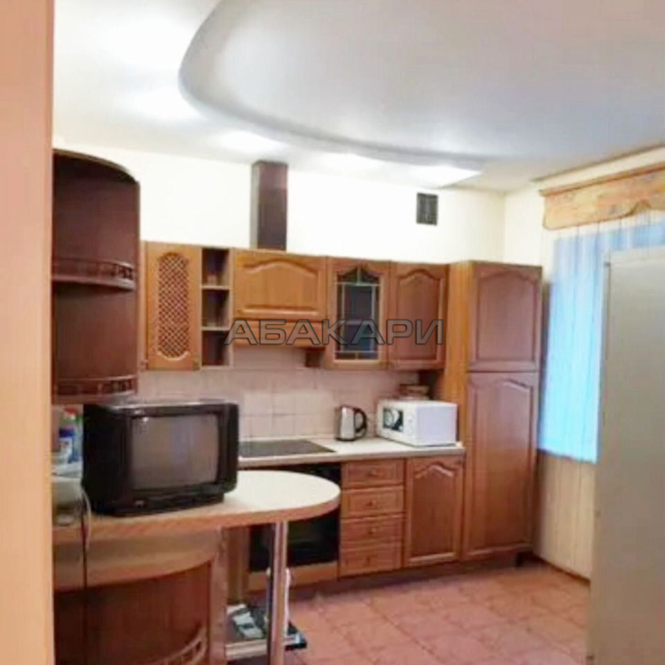 3-комнатная улица Марковского, 56  за 50000 руб/мес фото 1