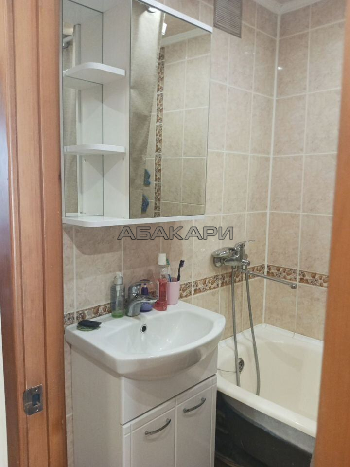 3-комнатная Краснодарская улица, 11  за 43000 руб/мес фото 13